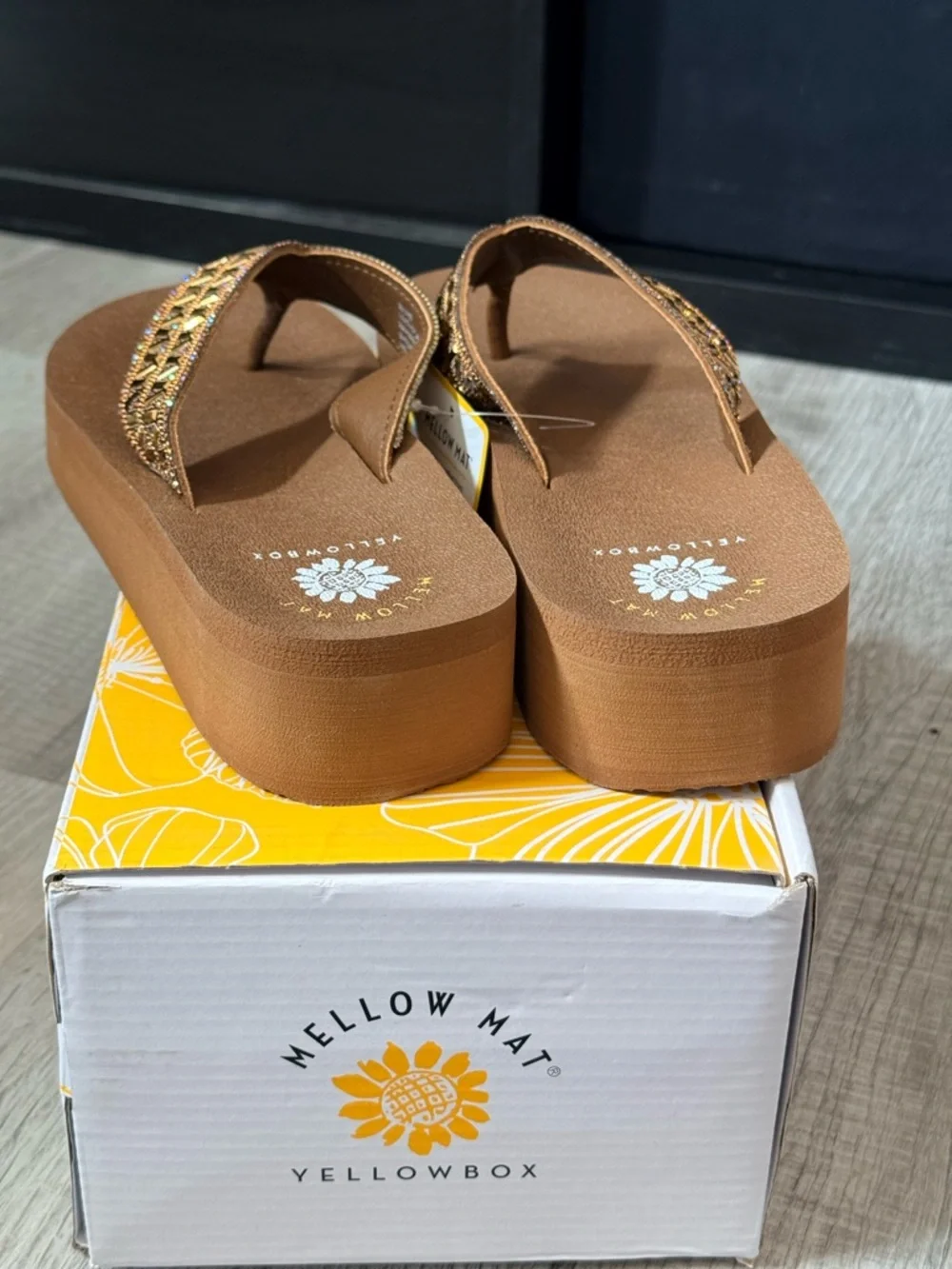 New Yellow Box Mellow Mat Blume Toast sandals size 7.5 - Picture 4 of 9